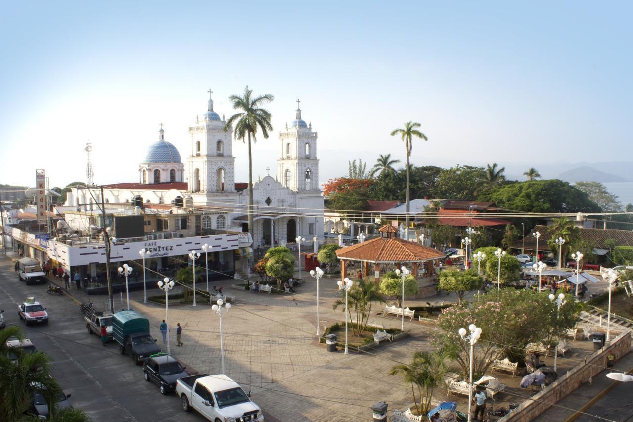 Hotel Acuario Catemaco Exteriör bild