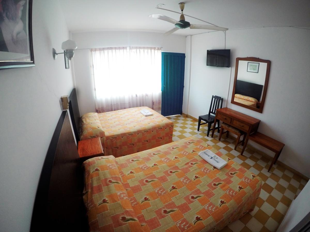 Hotel Acuario Catemaco Exteriör bild